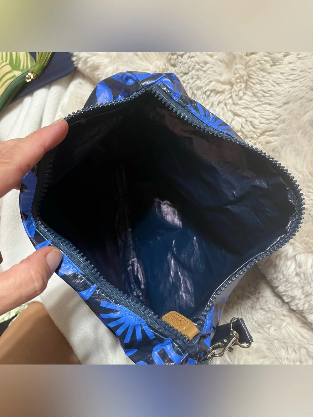 OluKai Blue & Black Geometric Cosmetic Pouch 02-12